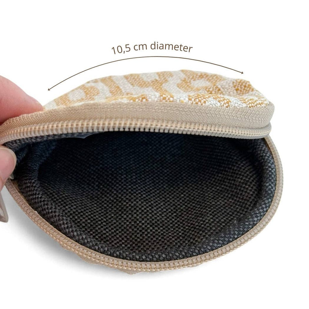 De La Mur, Cyprus kolikkopussi