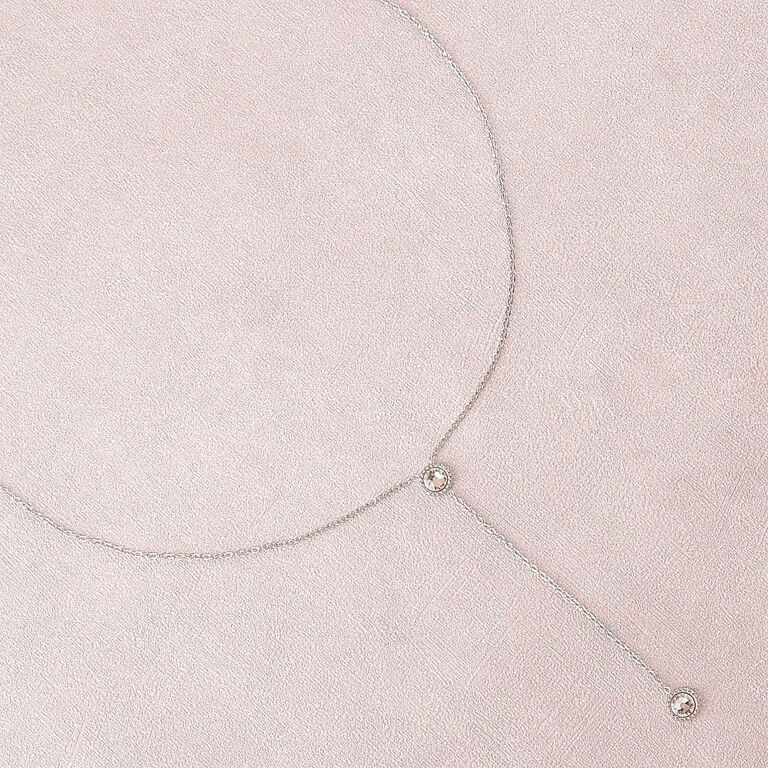 Bohm Parisin hopean värinen y-kaulakoru swarovski kristalleilla suomalaisesta verkkokaupasta 
